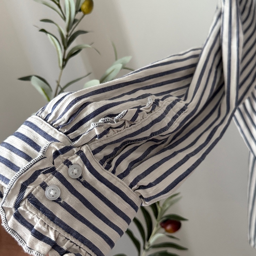 H&M Ruffled Trimmed Twill Blouse Navy and White Striped Shirt Size XXL - Picture 4 of 9